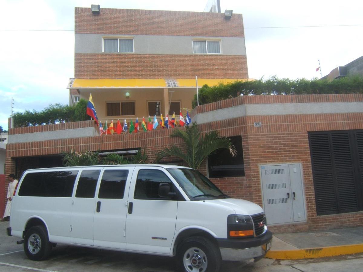 Hotel Muevete Por Vargas Catia La Mar Exterior photo