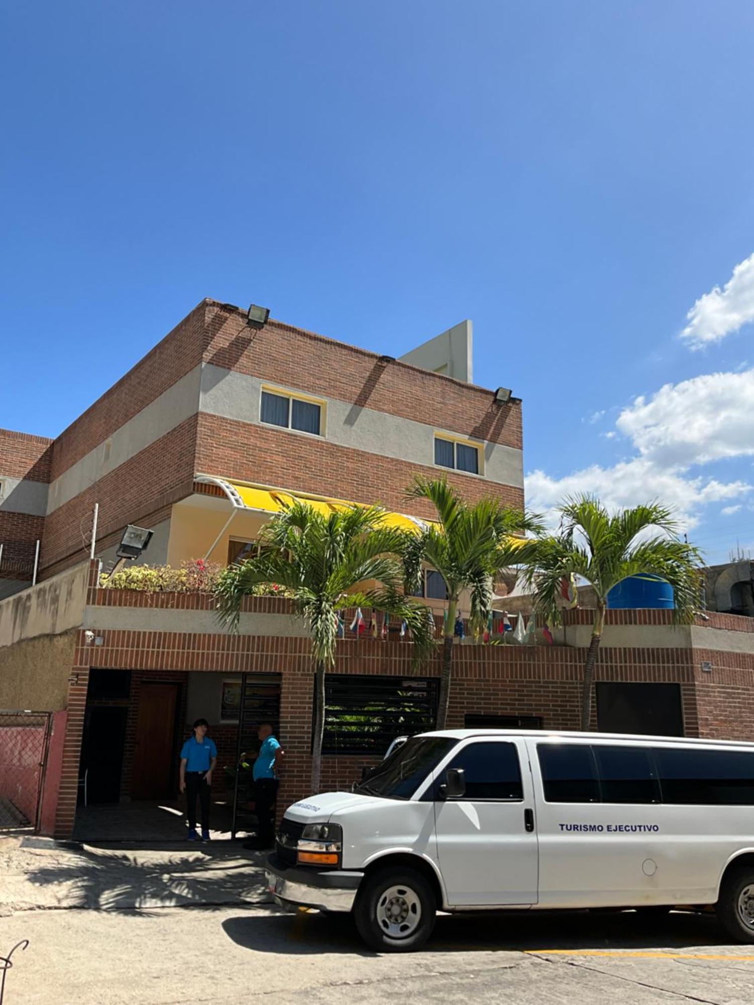 Hotel Muevete Por Vargas Catia La Mar Exterior photo